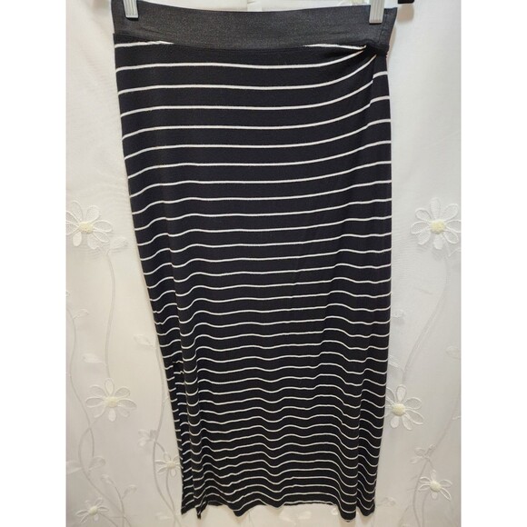 Old Navy Womens Black Medium Maxi Skirt Classic Striped High Waist Stretchy Fall - Picture 2 of 16